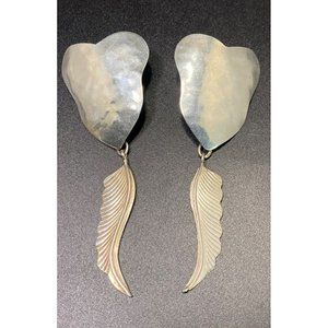 Native American Navajo 925 Earrings Signed Suzi Hammered Articulated Feather
